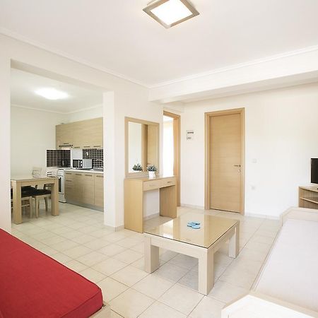 Olive Tree Apartments Fourka Luaran gambar