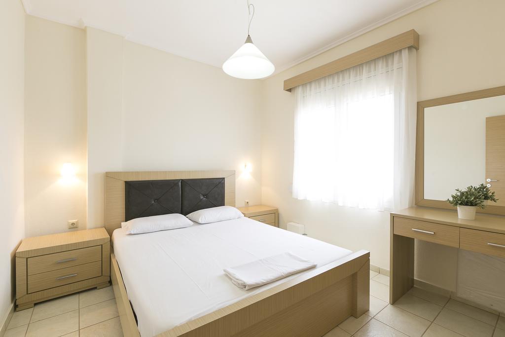 Olive Tree Apartments Fourka Luaran gambar