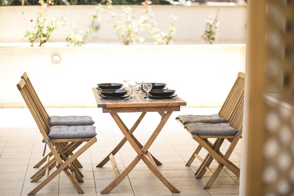 Olive Tree Apartments Fourka Luaran gambar
