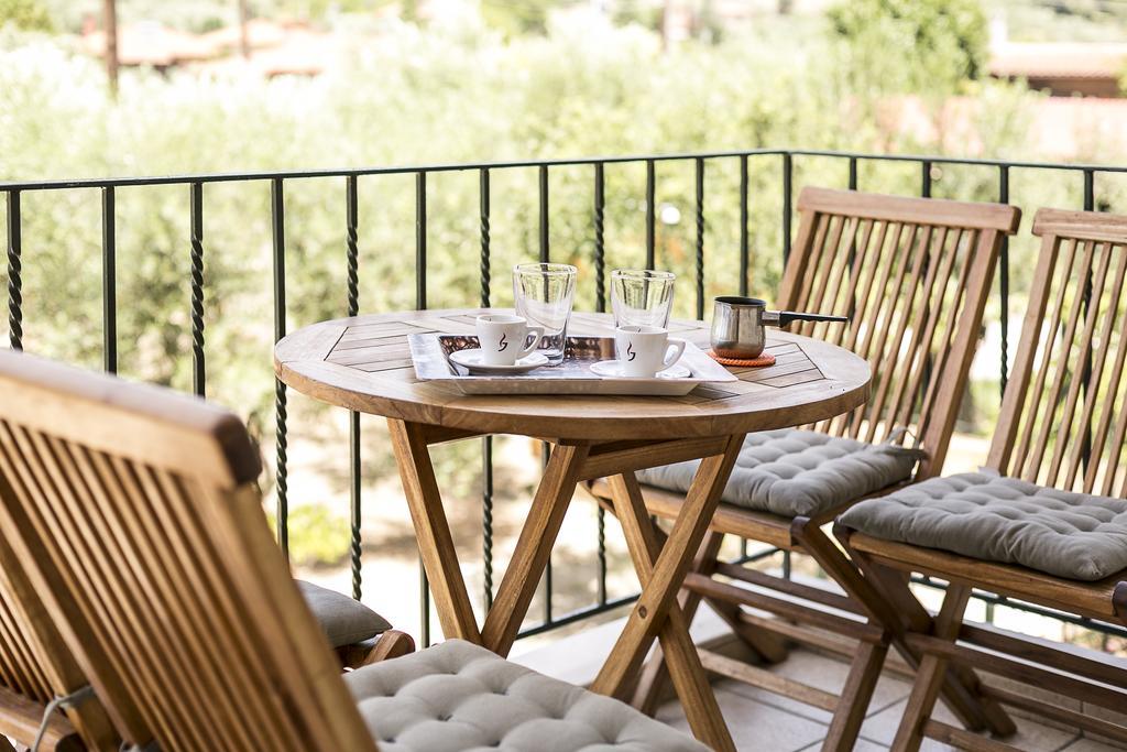 Olive Tree Apartments Fourka Luaran gambar