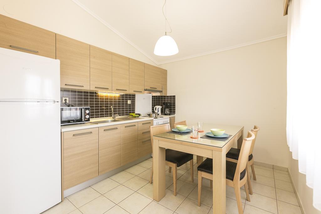 Olive Tree Apartments Fourka Luaran gambar
