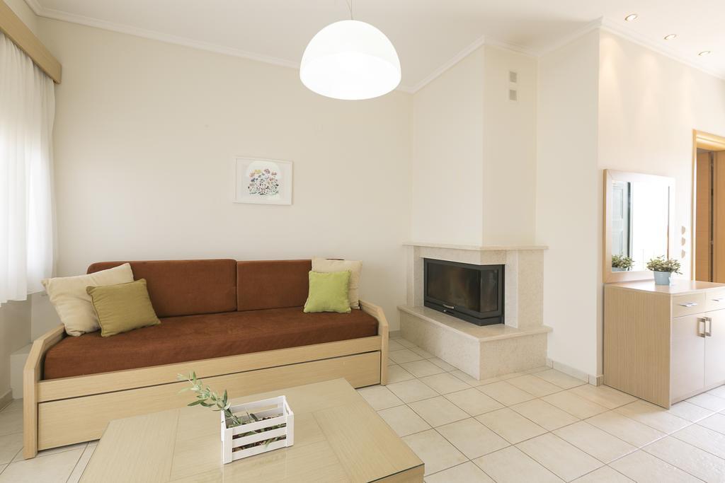 Olive Tree Apartments Fourka Luaran gambar