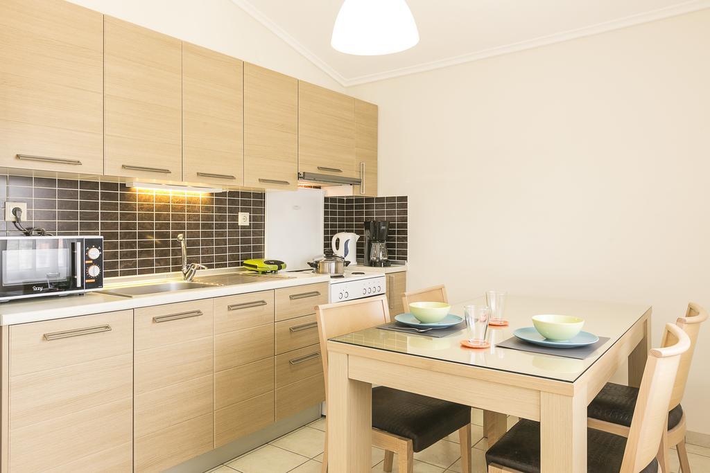 Olive Tree Apartments Fourka Luaran gambar